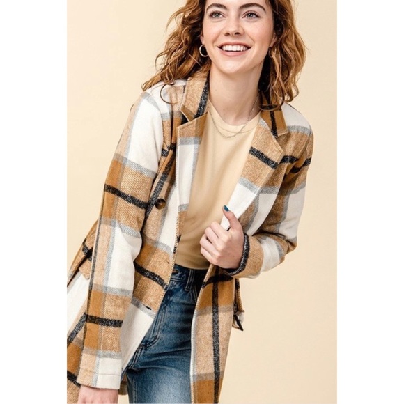 LAST ONE 🌟 Fall Peacoat 🍂🖤 - Picture 4 of 6